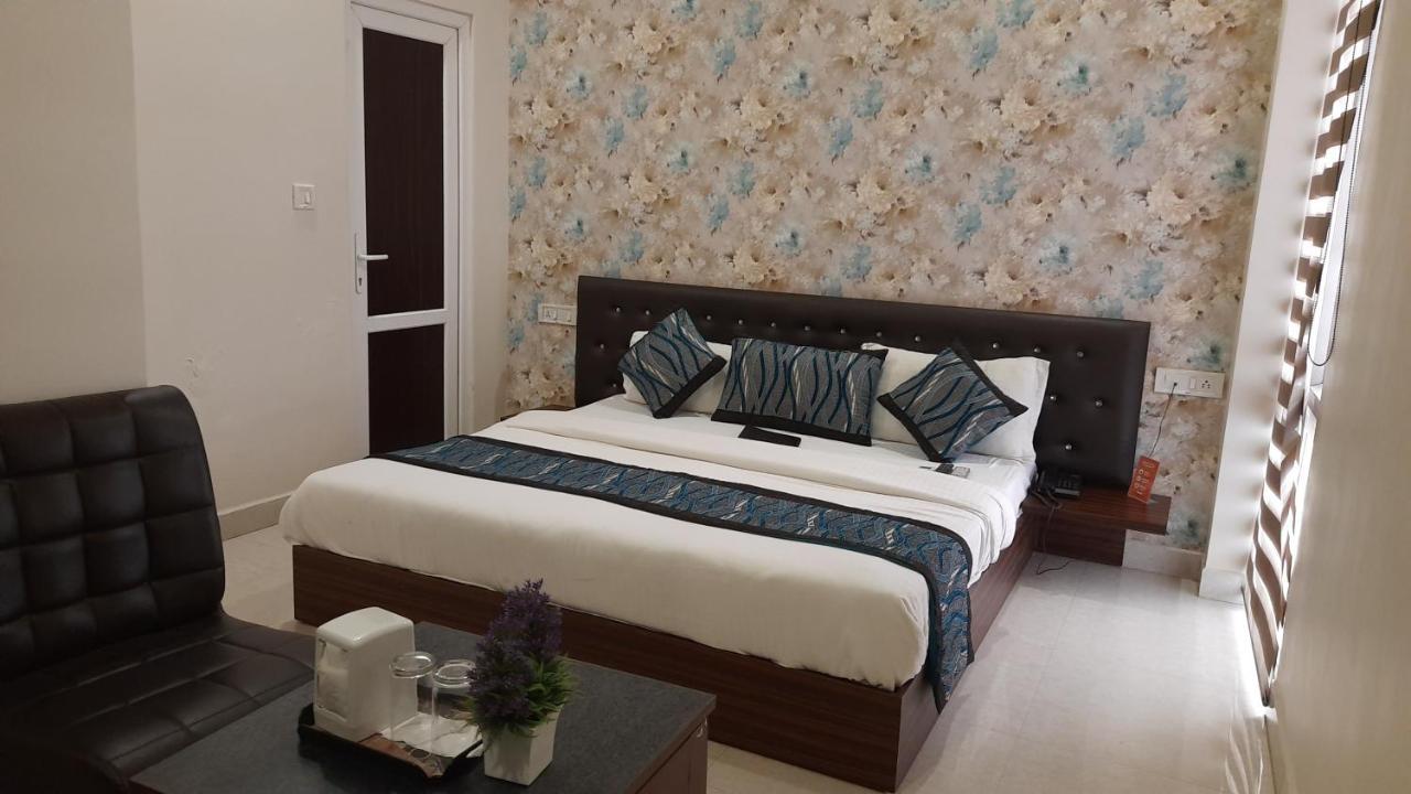 Hotel Ventures Inn アムリトサル エクステリア 写真